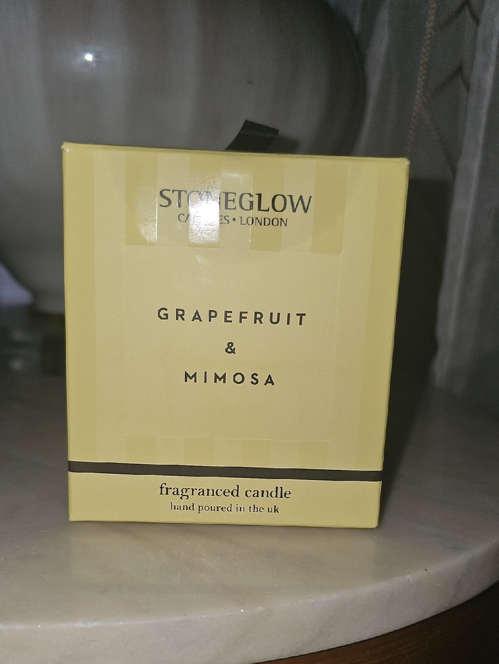 Stoneglow Candles Modern Classics - 3-wick Scented Candle - Grapefruit